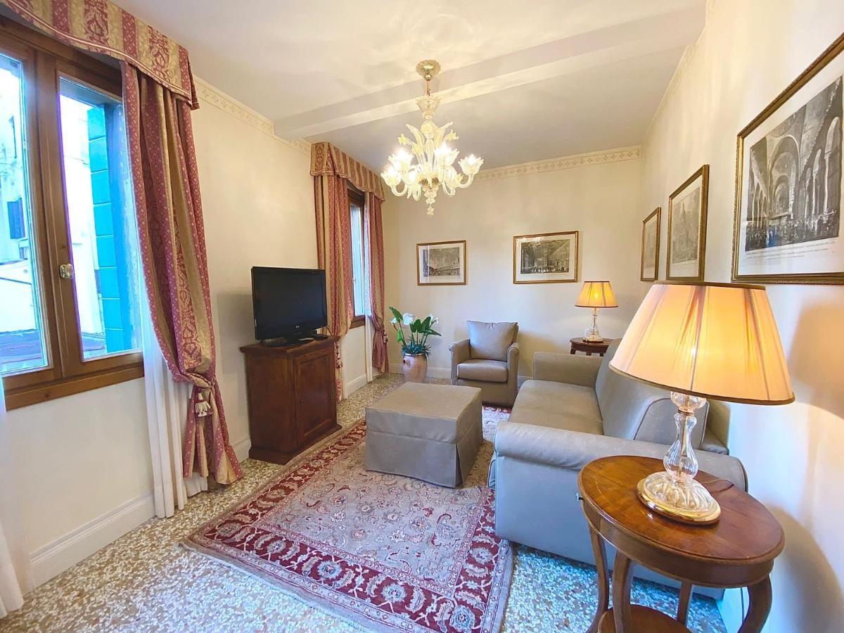 San Gregorio Venice Apartments ภายนอก รูปภาพ